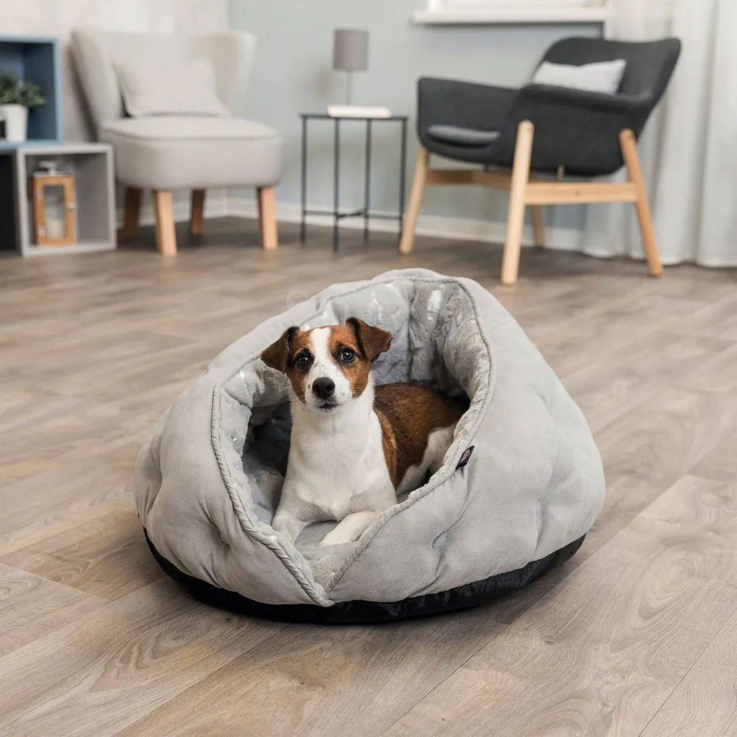 Меко легло Пещера, TRIXIE