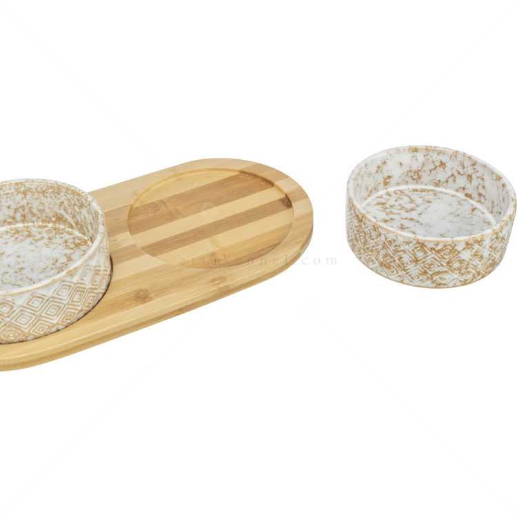 Комплект керамични купи с бамбукова поставка TRIXIE