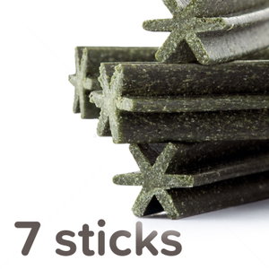 Дентални пръчки с кафяви водорасли, спирулина и зелен чай BEAPHAR Dental Sticks Medium&Large