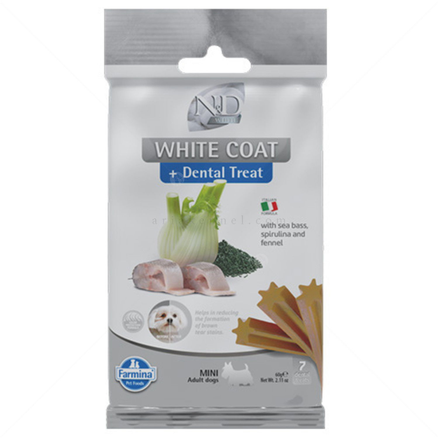 Дентални пръчки за кучета с бяла козина от дребни породи N&D White Dog Adult Mini Dental Treat Sea bass & Spirulina