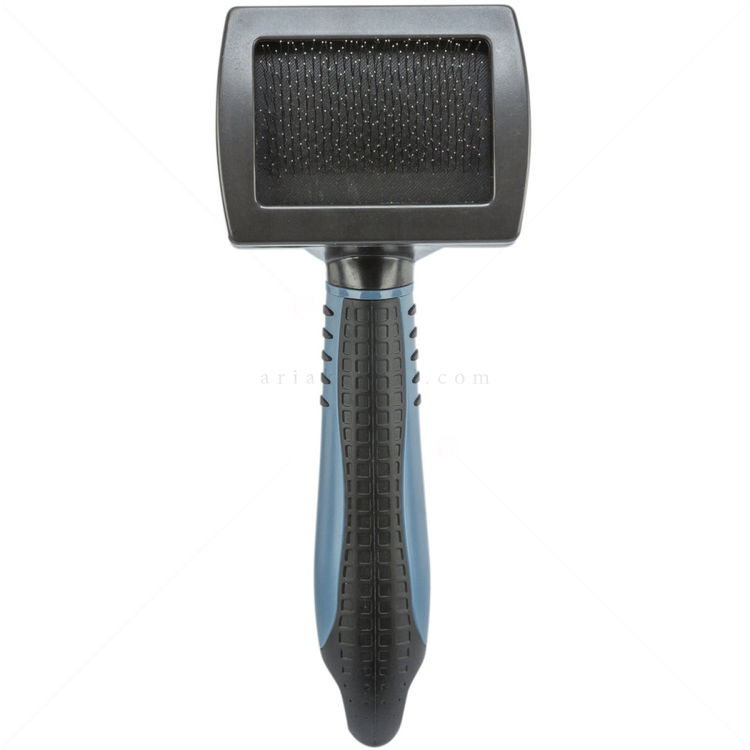 Мека четка с пластмасова дръжка, TRIXIE, малка