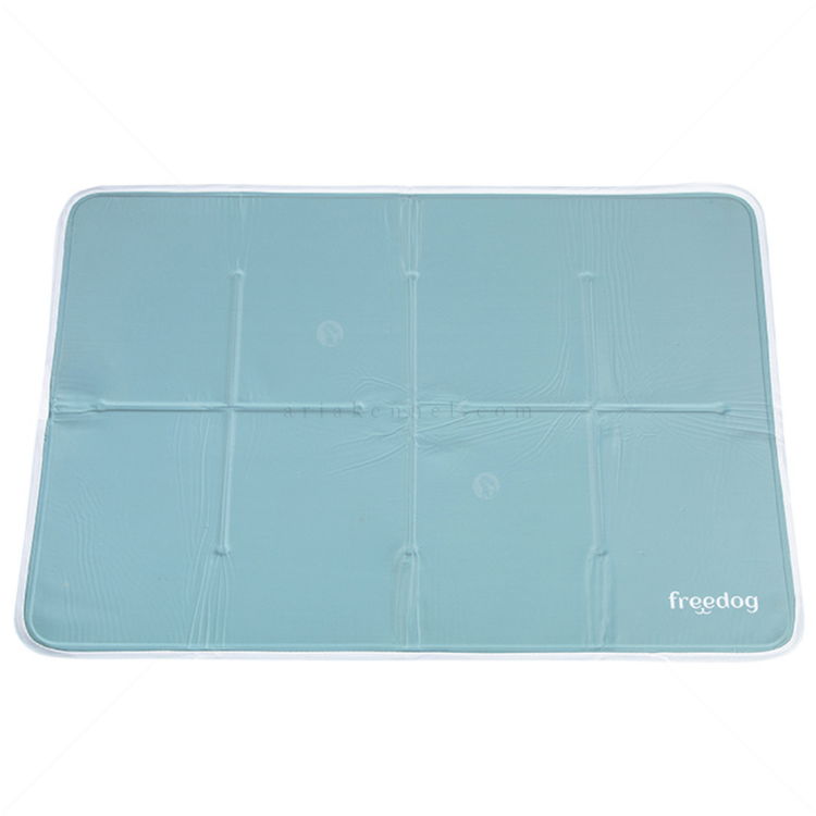 Охлаждаща постелка с пяна FREEDOG Cool Bed Premium Silver, размер M