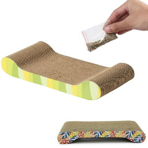 Драскало от картон с котешка билка AMAZONIA, различни десени