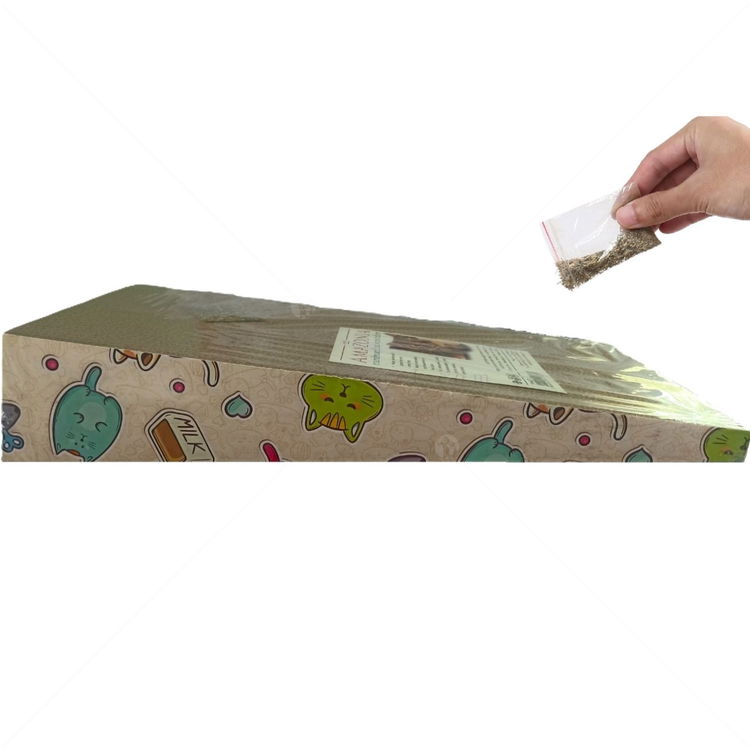 Драскало от картон "Рампа" с котешка билка, AMAZONIA, бежово