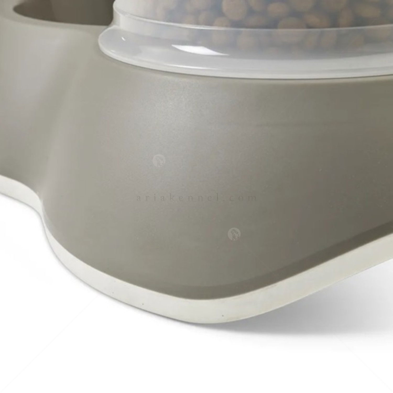 Диспенсър за суха храна, SAVIC, 3 л, бежов