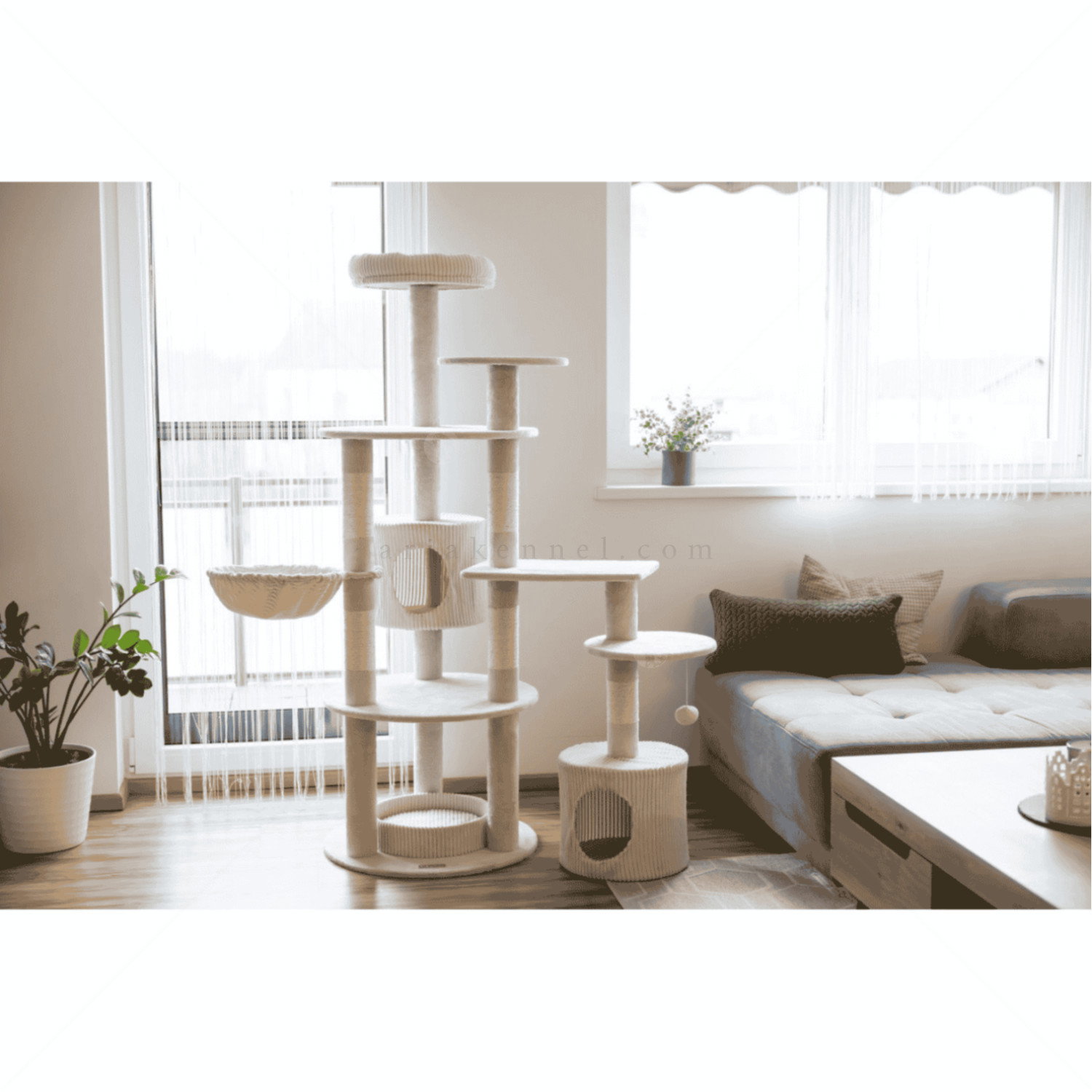 Катерушка Аника 164 см KERBL Cat Scratching Post Annika, beige