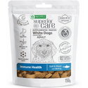 Лакомства за здрава имунна система за бели кучета NATURE'S PROTECTION Superior Care Snack White Dog Immune Health Herring