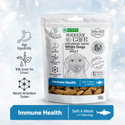 Лакомства за здрава имунна система за бели кучета NATURE'S PROTECTION Superior Care Snack White Dog Immune Health Herring