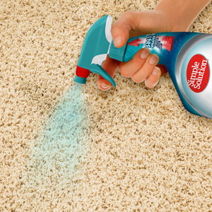 Спрей - концентрат против петна и миризми SIMPLE SOLUTION Extreme Stain&Odour Remover